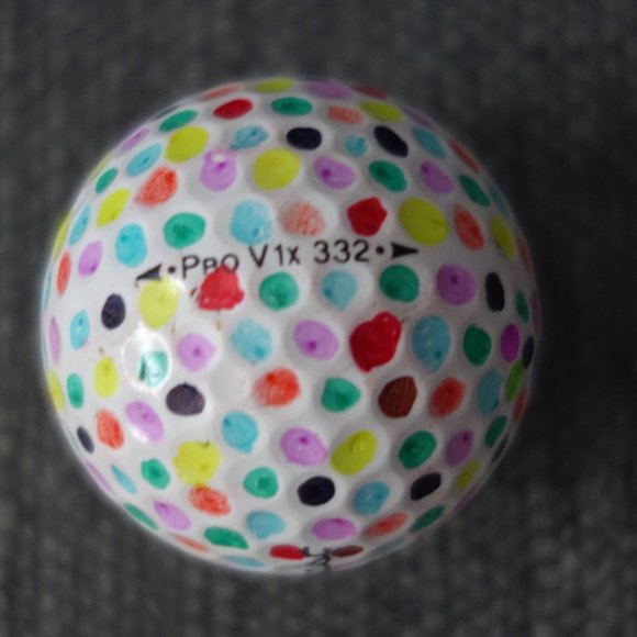 Pre-Loved Hand Designed Titleist Pro VIx  Golf Balls with Collectable Wooden Box - Picture 8 of 16